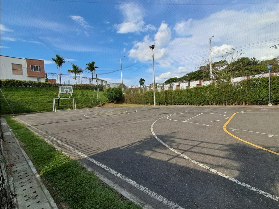 Casa en venta en Galicia, Pereira · foto 13 de 16