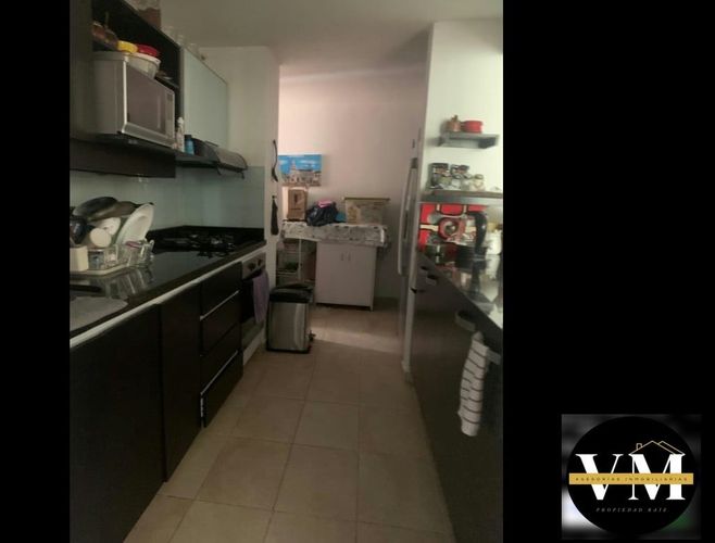 Apartamento de 3 alcobas en venta en Belén, Medellín, 94 m² · foto 4 de 7