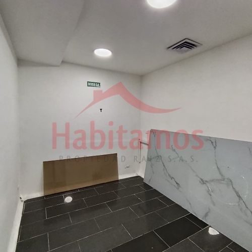 Local en arriendo en El Poblado, Medellín, 50 m² · foto 8 de 10