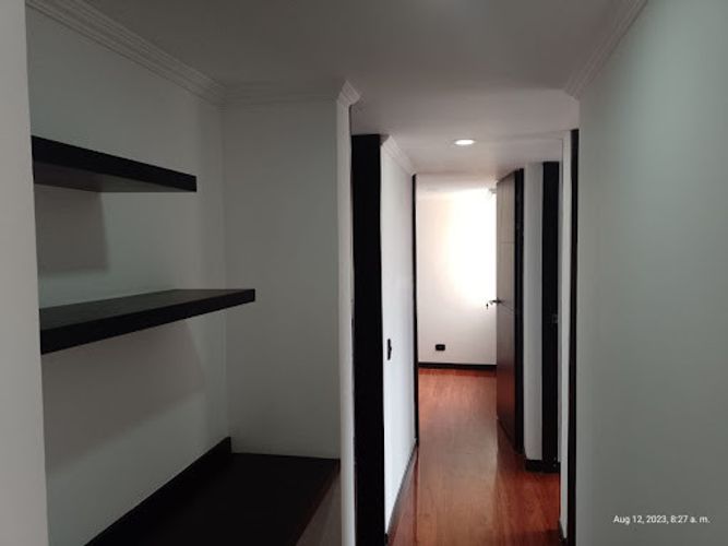 Apartamento de 3 alcobas en venta en Ismael Perdomo, Bogotá, 62 m² · foto 4 de 24