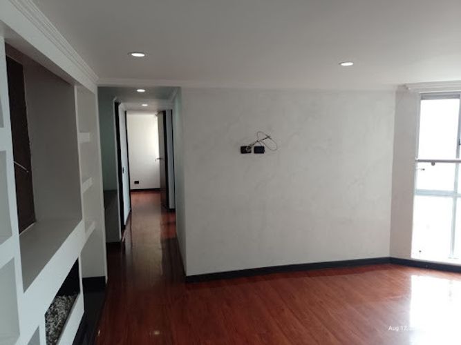 Apartamento de 3 alcobas en venta en Ismael Perdomo, Bogotá, 62 m² · foto 8 de 24