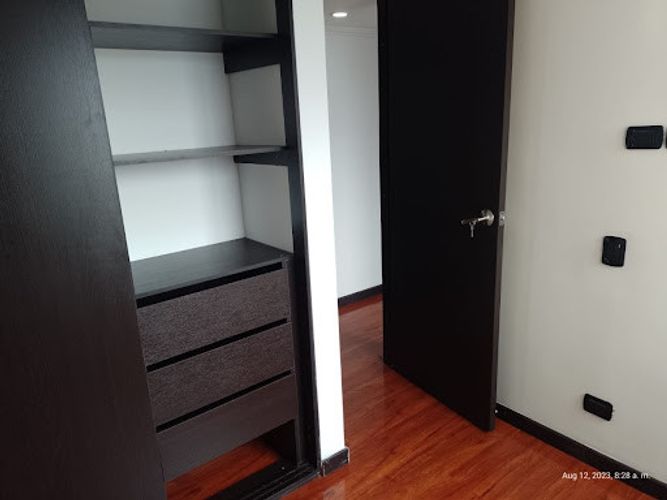 Apartamento de 3 alcobas en venta en Ismael Perdomo, Bogotá, 62 m² · foto 16 de 24
