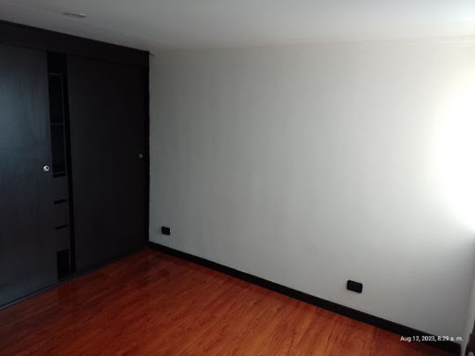 Apartamento de 3 alcobas en venta en Ismael Perdomo, Bogotá, 62 m² · foto 20 de 24