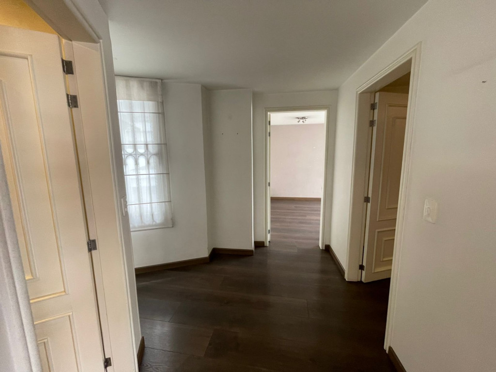 Apartamento en venta en Santa Barbara Alta, Bogotá · foto 16 de 24