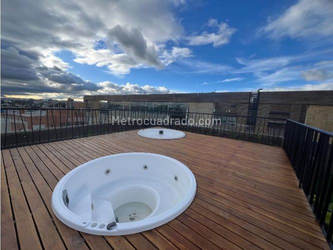 Apartaestudio en venta en El Virrey, Bogotá, 58 m² · foto 11 de 17