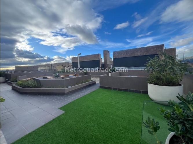 Apartaestudio en venta en El Virrey, Bogotá, 58 m² · foto 15 de 17