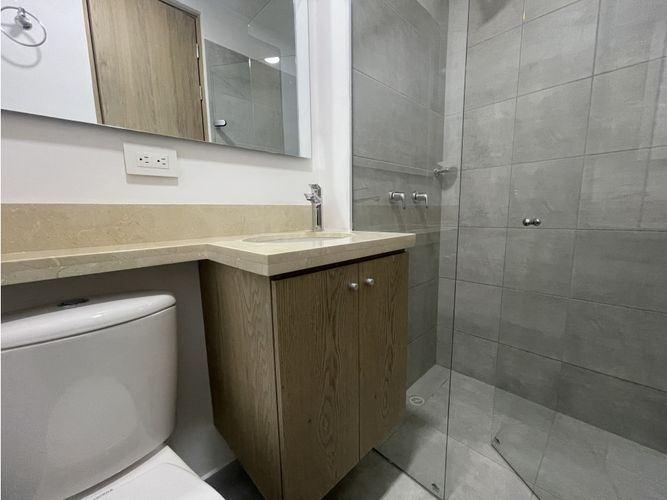 Apartamento de 3 alcobas en arriendo en Vegas De La Doctora, Medellín, 63 m² · foto 12 de 20