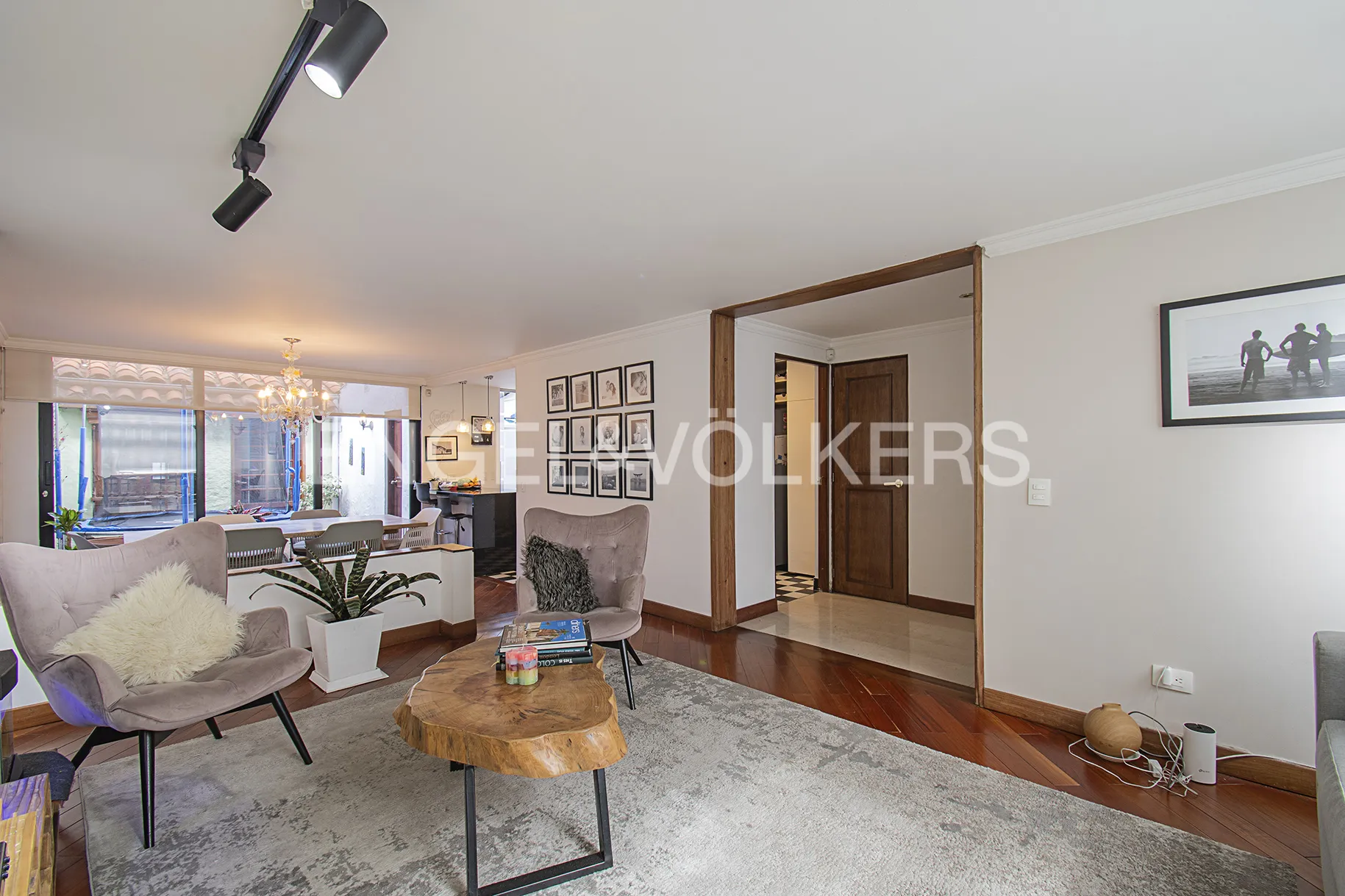 Casa en venta en Santa Paula, Bogotá · foto 3 de 16