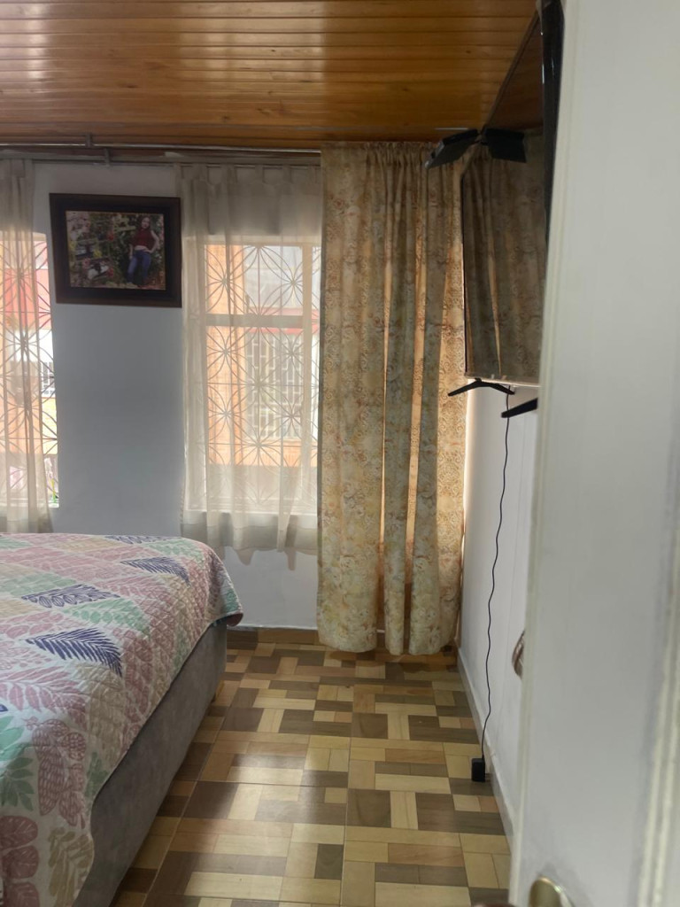 Casa en venta en Eduardo Santos, Bogotá · foto 9 de 21
