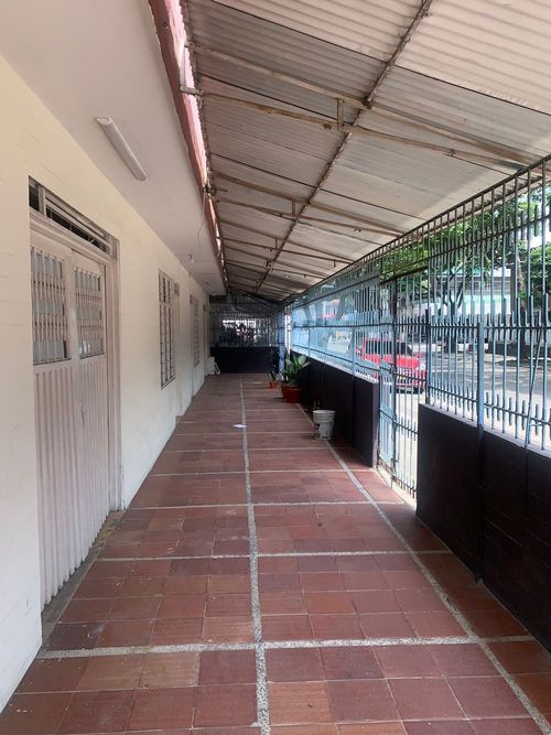 Edificio en venta en Mariano Ramos, Cali, 190 m² · foto 3 de 14