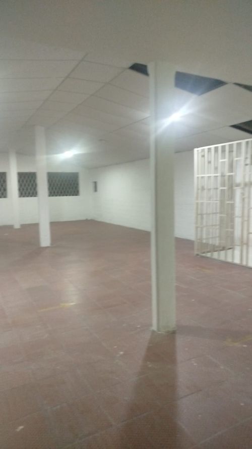 Edificio en venta en Mariano Ramos, Cali, 190 m² · foto 11 de 14