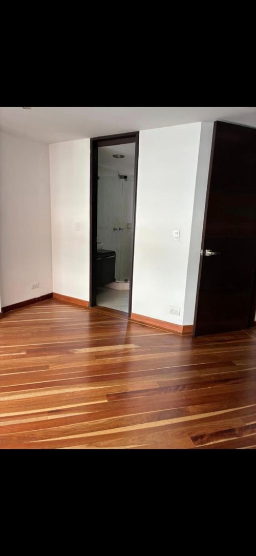 Apartamento de 3 alcobas en venta en Santa Paula, Bogotá, 134 m² · foto 13 de 13