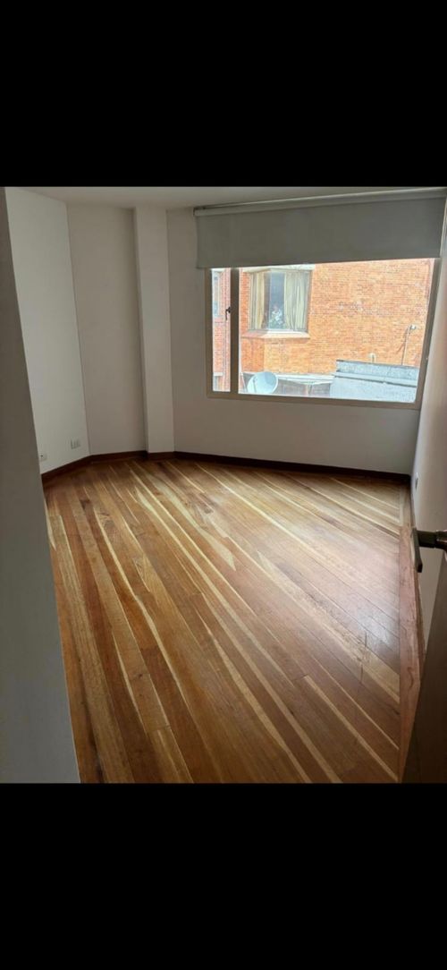 Apartamento de 3 alcobas en venta en Santa Paula, Bogotá, 134 m² · foto 5 de 13