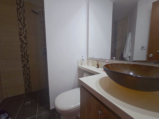 Apartamento en venta en Loma De Los Bernal, Medellín · foto 16 de 20