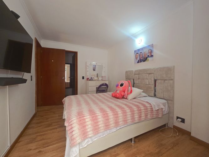 Apartamento en venta en Loma De Los Bernal, Medellín · foto 14 de 20
