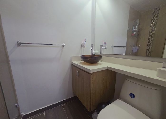 Apartamento en venta en Loma De Los Bernal, Medellín · foto 18 de 20