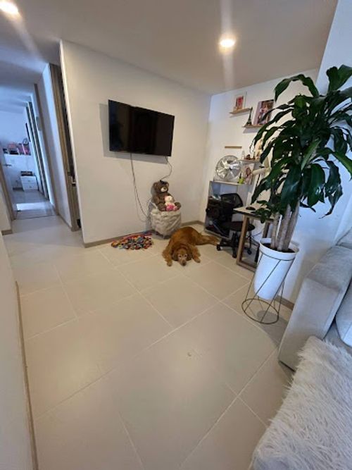Apartamento de 3 alcobas en arriendo en Los Colores, Medellín, 120 m² · foto 5 de 13