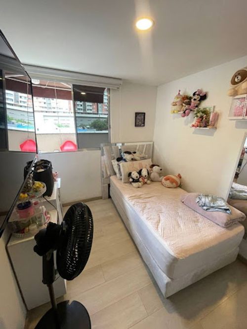 Apartamento de 3 alcobas en arriendo en Los Colores, Medellín, 120 m² · foto 9 de 13
