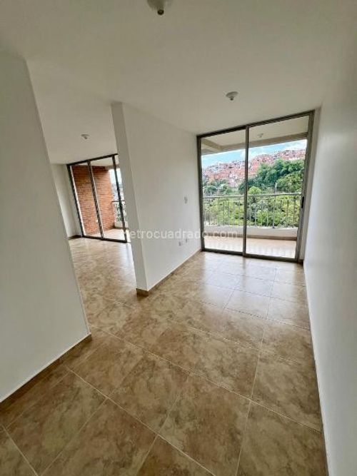 Apartamento de 3 alcobas en venta en San Luis, Bucaramanga, 82 m² · foto 5 de 7