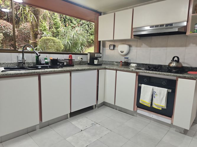 Casa de 3 alcobas en venta en Sotileza, Bogotá, 230 m² · foto 8 de 24