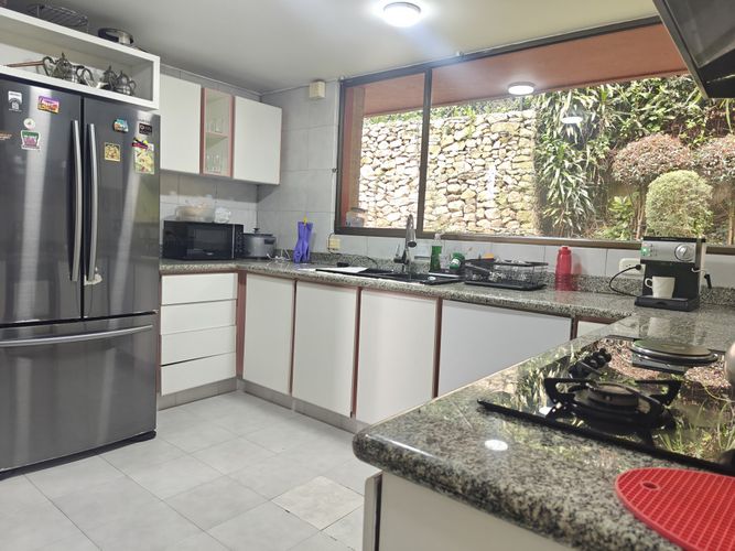 Casa de 3 alcobas en venta en Sotileza, Bogotá, 230 m² · foto 9 de 24