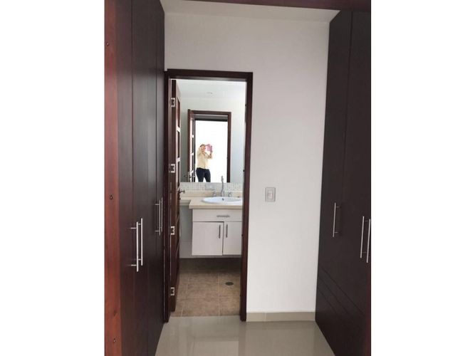 Casa de 8 alcobas en venta en Pance, Cali, 1500 m² · foto 4 de 11