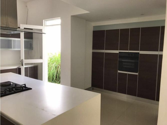 Casa de 8 alcobas en venta en Pance, Cali, 1500 m² · foto 6 de 11