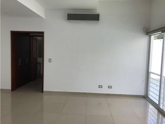 Casa de 8 alcobas en venta en Pance, Cali, 1500 m² · foto 10 de 11