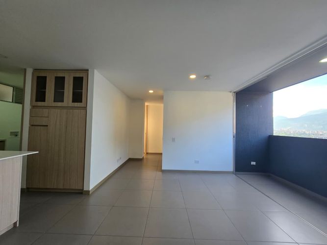 Apartamento de 2 alcobas en arriendo en Santa Fe, Medellín, 66 m² · foto 3 de 17