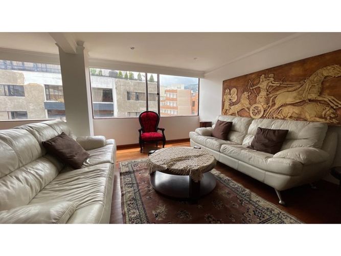 Apartamento de 4 alcobas en venta en Santa Barbara, Bogotá, 225 m² · foto 5 de 24