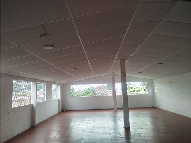 Edificio en venta en Mariano Ramos, Cali, 600 m² · foto 5 de 14
