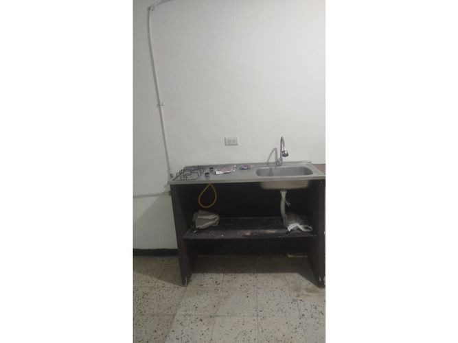Edificio en venta en Mariano Ramos, Cali, 600 m² · foto 9 de 14