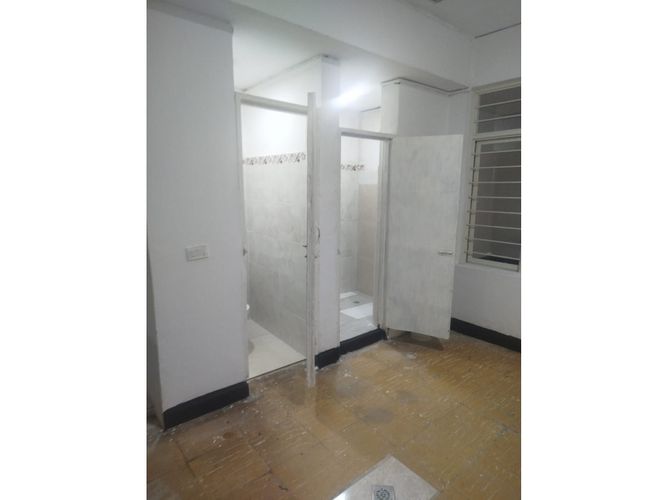 Edificio en venta en Mariano Ramos, Cali, 600 m² · foto 10 de 14