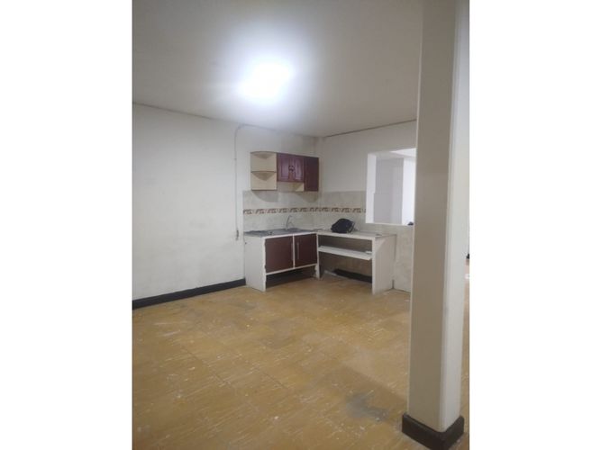 Edificio en venta en Mariano Ramos, Cali, 600 m² · foto 12 de 14