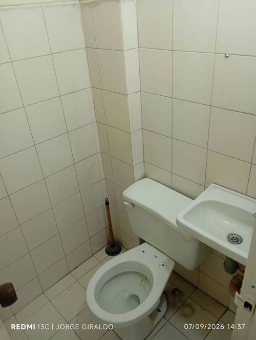 Local en arriendo en Avenida Santander, Manizales, 24 m² · foto 3 de 4