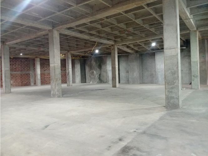 Bodega en arriendo en La Tablaza, La Estrella, 805 m² · foto 2 de 9