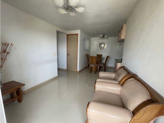 Apartamento de 3 alcobas en venta en Cañaveralejo, Sabaneta, 67 m² · foto 3 de 11