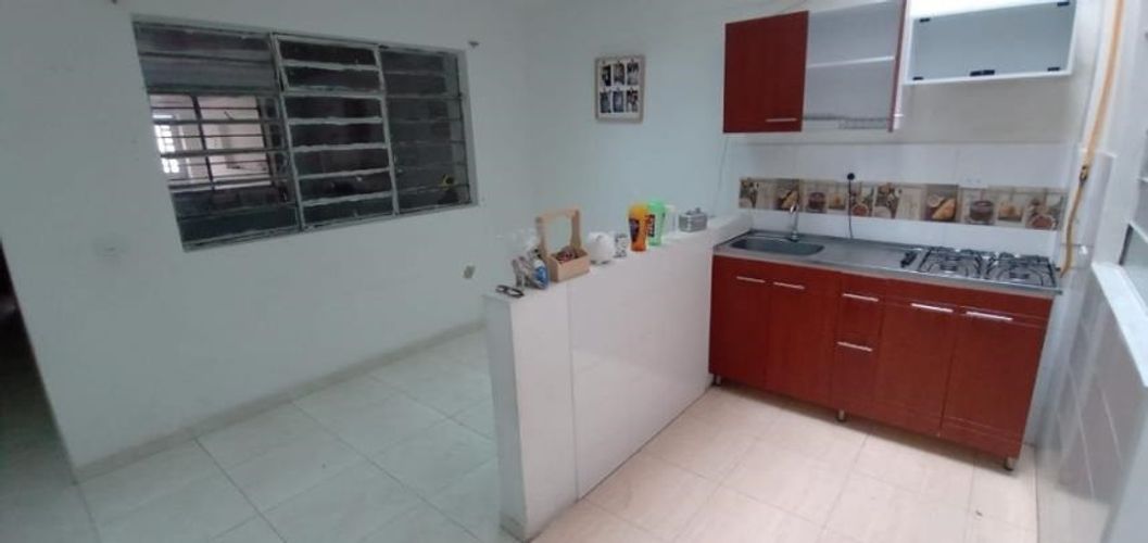 Casa de 6 alcobas en venta en San Antonio De Padua, Bogotá, 164 m² · foto 8 de 24