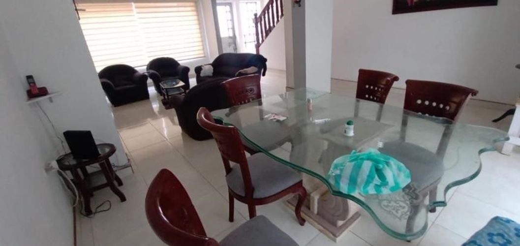Casa de 6 alcobas en venta en San Antonio De Padua, Bogotá, 164 m² · foto 18 de 24