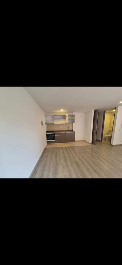 Apartaestudio en venta en Cedritos, Bogotá, 42 m² · foto 6 de 14
