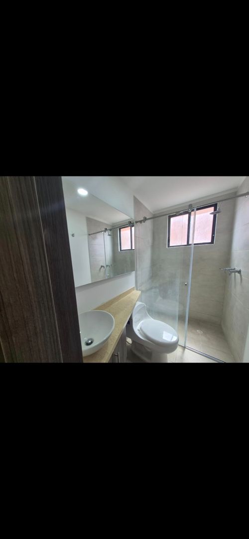 Apartaestudio en venta en Cedritos, Bogotá, 42 m² · foto 8 de 14