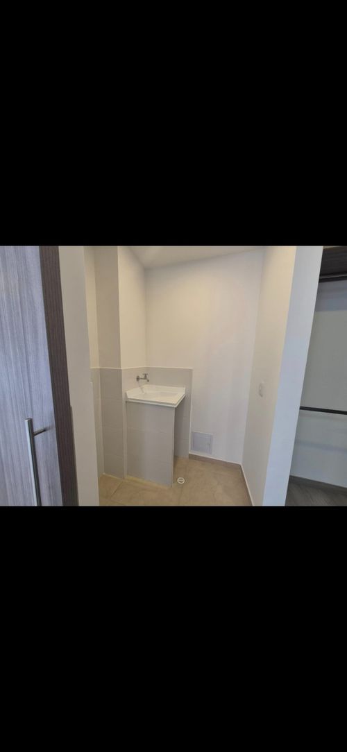 Apartaestudio en venta en Cedritos, Bogotá, 42 m² · foto 5 de 14