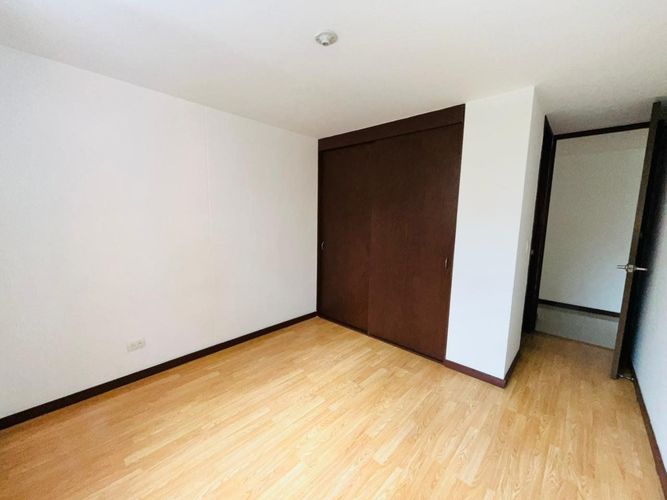 Apartamento de 3 alcobas en arriendo en Loma Linda, Envigado, 117 m² · foto 9 de 19