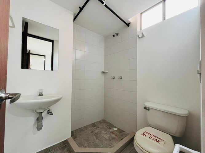 Apartamento de 3 alcobas en arriendo en Loma Linda, Envigado, 117 m² · foto 13 de 19