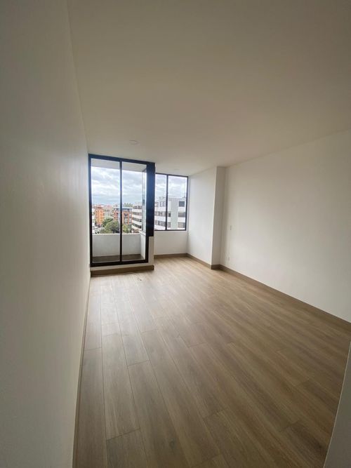Apartamento de 3 alcobas en venta en Santa Barbara, Bogotá, 111 m² · foto 5 de 19