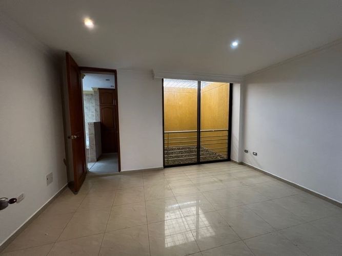 Casa de 5 alcobas en venta en Piedra Pintada, Ibagué, 150 m² · foto 11 de 17