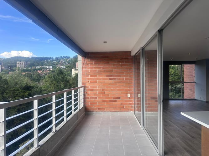 Apartamento de 2 alcobas en arriendo en El Poblado, Medellín, 170 m² · foto 19 de 19