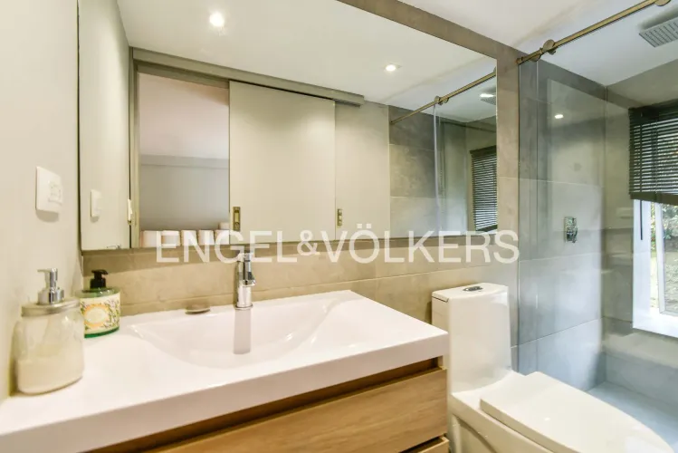 Casa de 6 alcobas en venta en Las Palmas, Medellín, 732 m² · foto 18 de 24