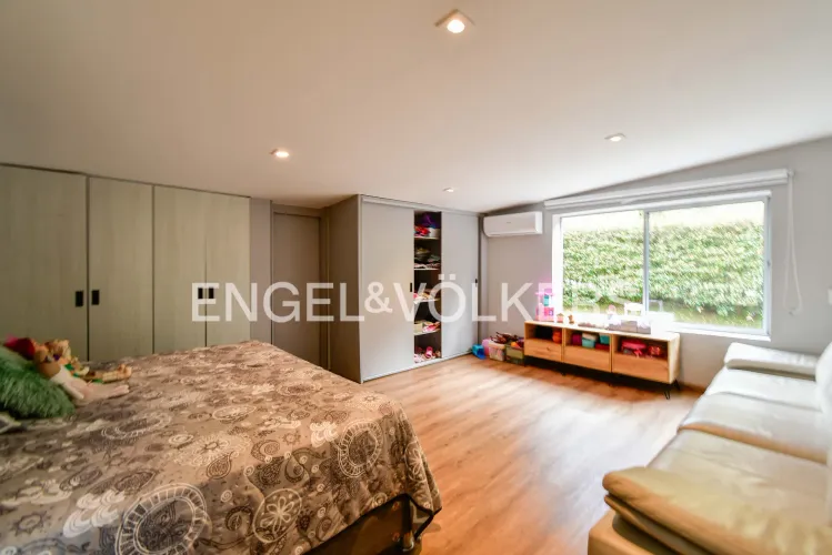 Casa de 6 alcobas en venta en Las Palmas, Medellín, 732 m² · foto 17 de 24