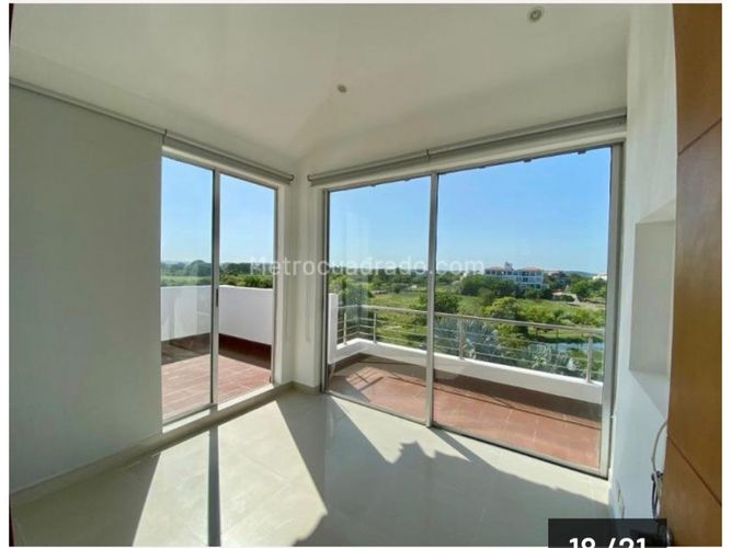 Apartamento de 3 alcobas en venta en Crespo, Cartagena, 147 m² · foto 2 de 12